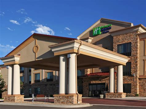 holiday inn express longmont co.